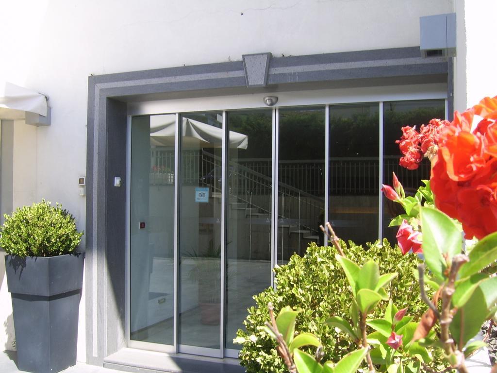 Suites & Residence Hotel Pozzuoli Kültér fotó