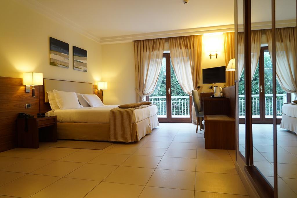 Suites & Residence Hotel Pozzuoli Kültér fotó