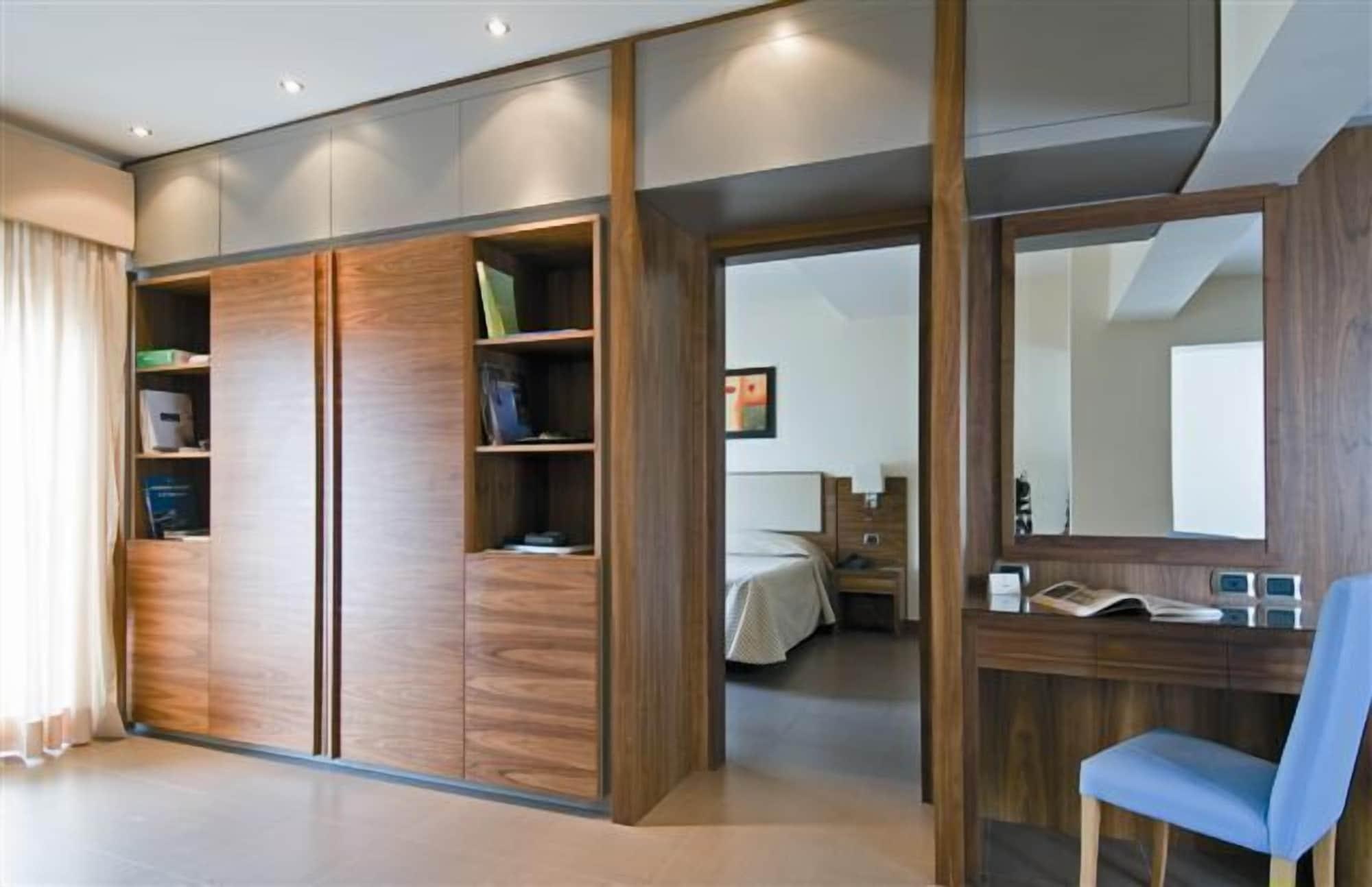 Suites & Residence Hotel Pozzuoli Kültér fotó