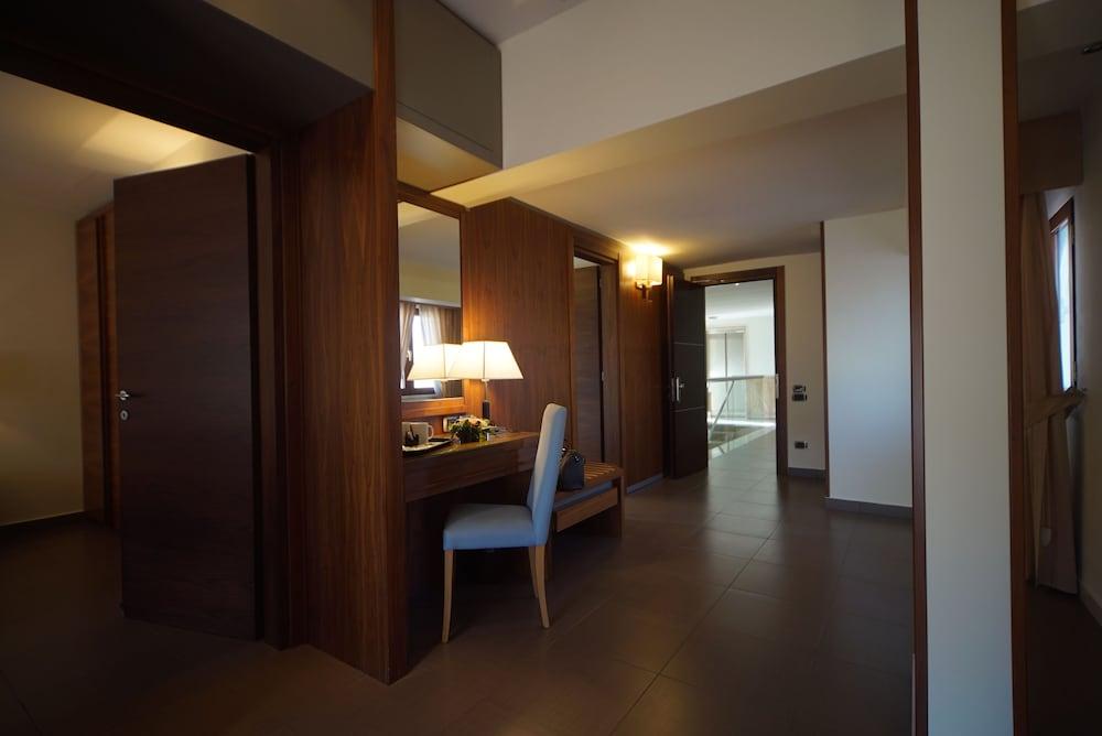 Suites & Residence Hotel Pozzuoli Kültér fotó