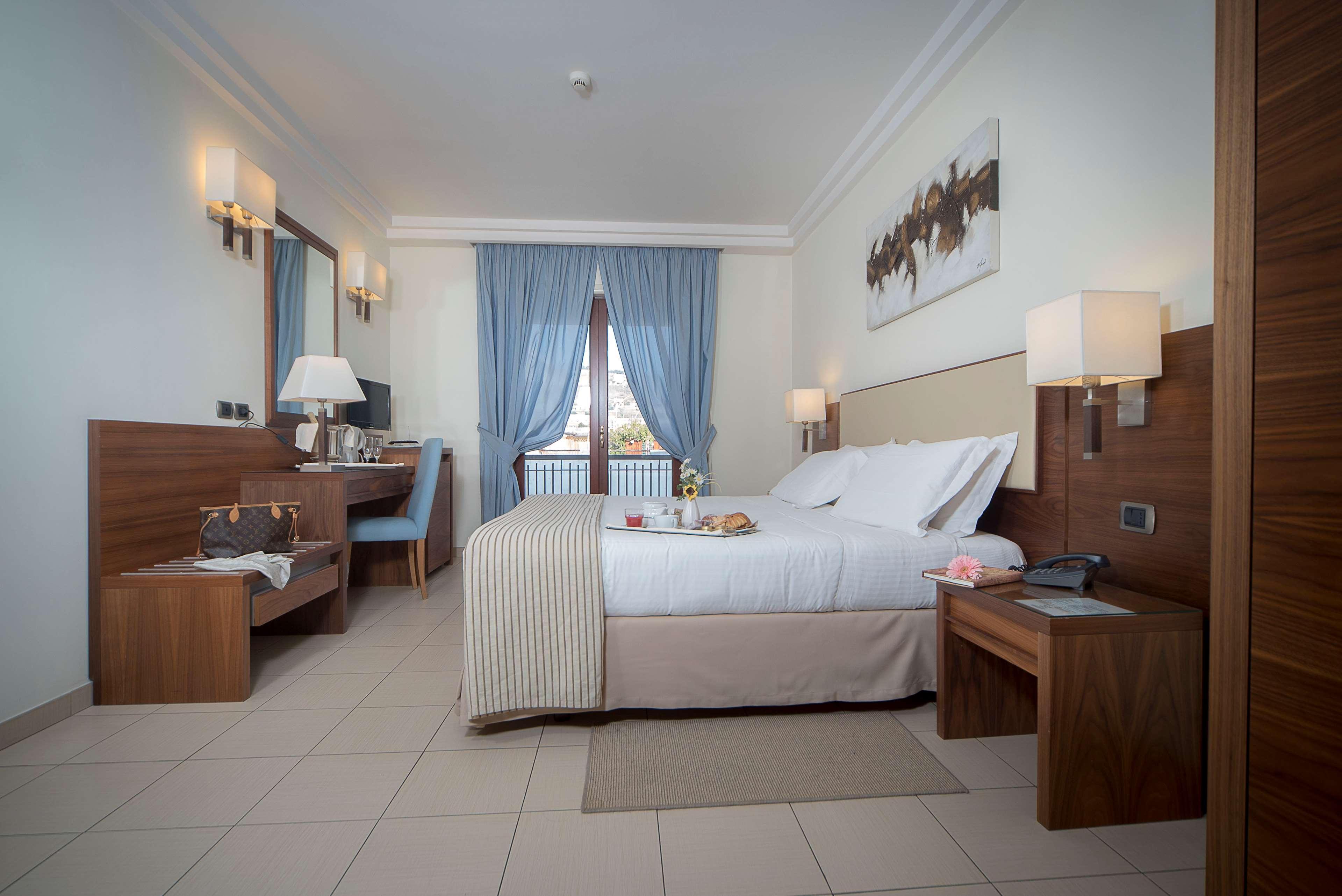 Suites & Residence Hotel Pozzuoli Kültér fotó
