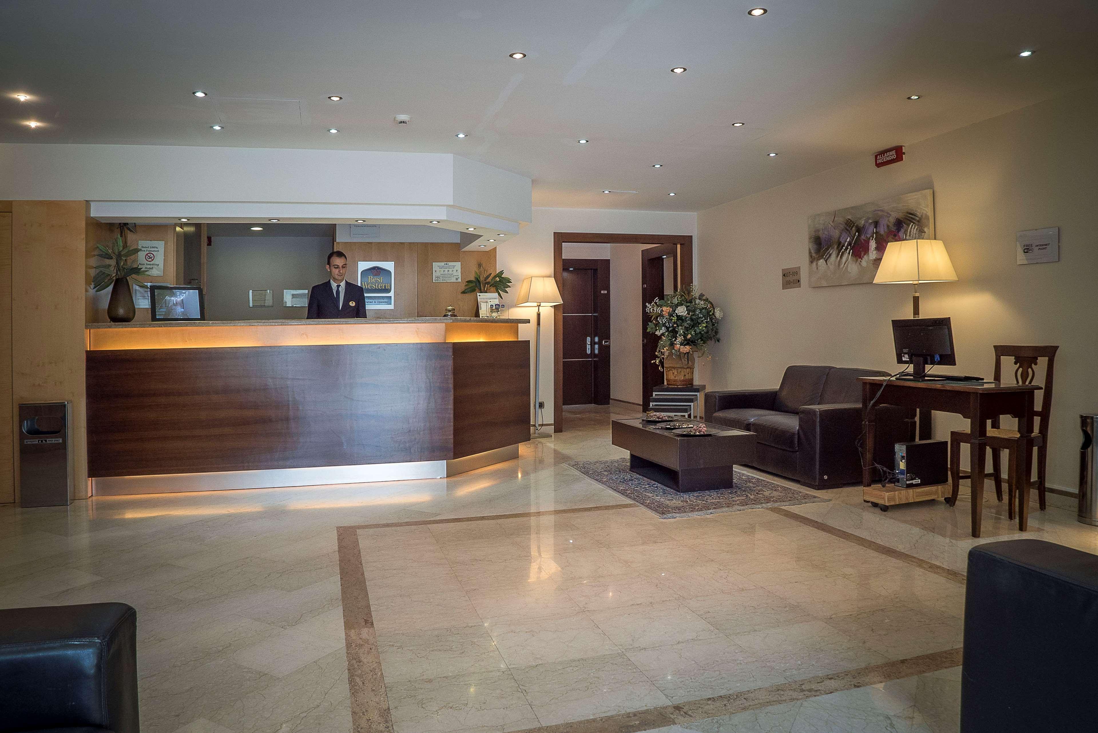 Suites & Residence Hotel Pozzuoli Kültér fotó