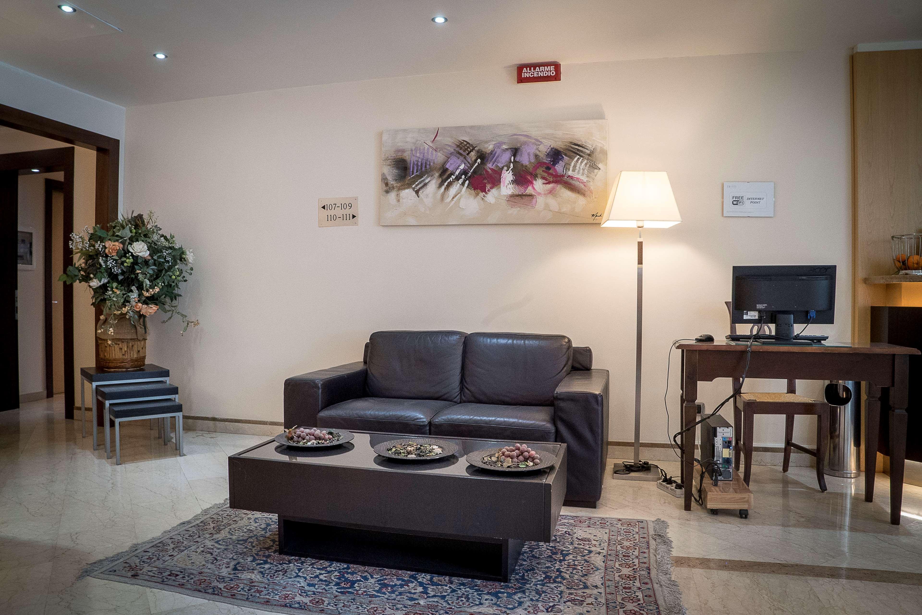 Suites & Residence Hotel Pozzuoli Kültér fotó