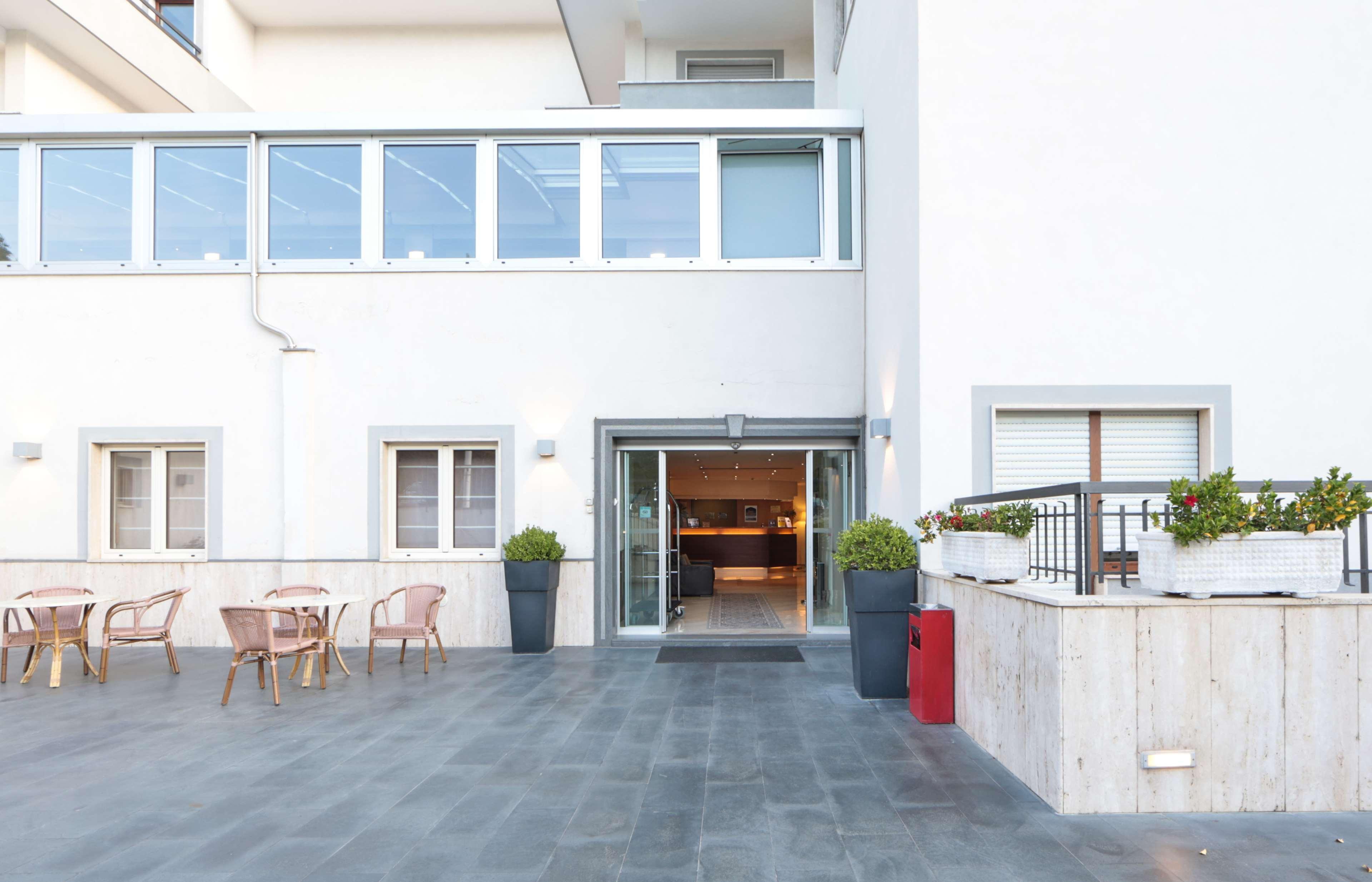 Suites & Residence Hotel Pozzuoli Kültér fotó