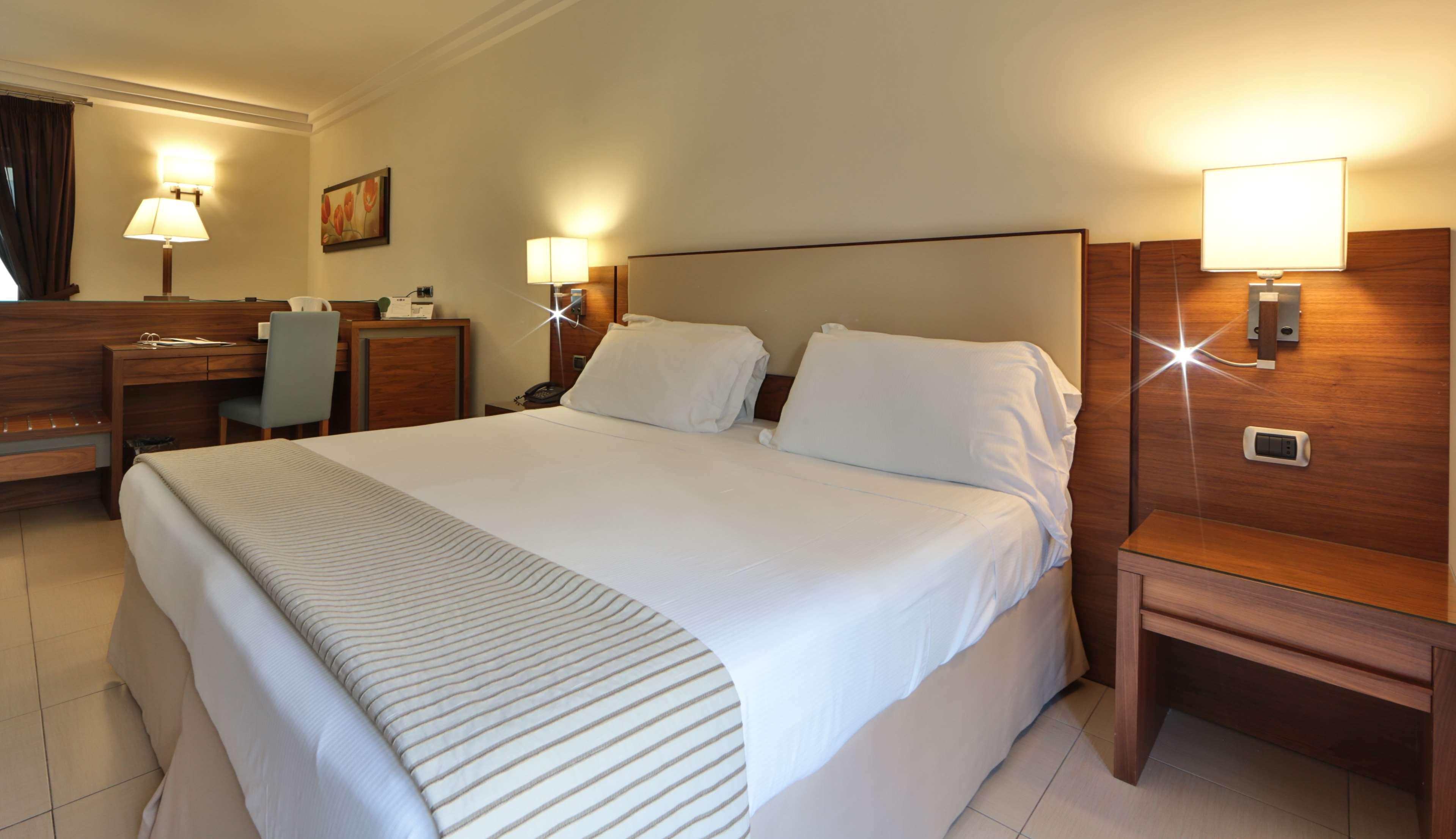 Suites & Residence Hotel Pozzuoli Kültér fotó
